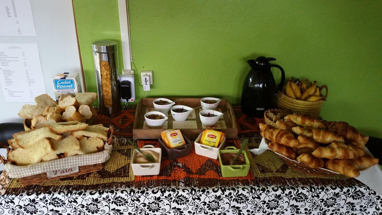 Gite Du Piton D Anchaing 엘 부르 외부 사진